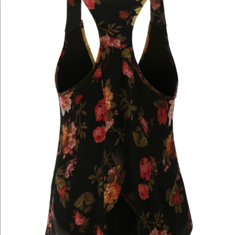 NWT Black Flowy Women’s Racer back Tank - Picture 5 of 5